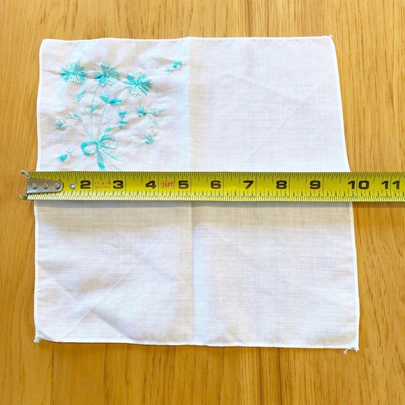 Vintage Handkerchief Hanky Embroidered Variegated Blue Flowers Bow Cotton 10" - Picture 4 of 5
